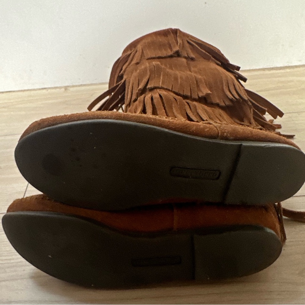 3-Layer Fringe Boot - Picture 7 of 9